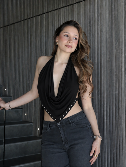 Top Verona Tachas Negro